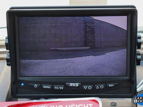 Used 2019 Ford F650 2WD Regular Cab Super Duty image 26