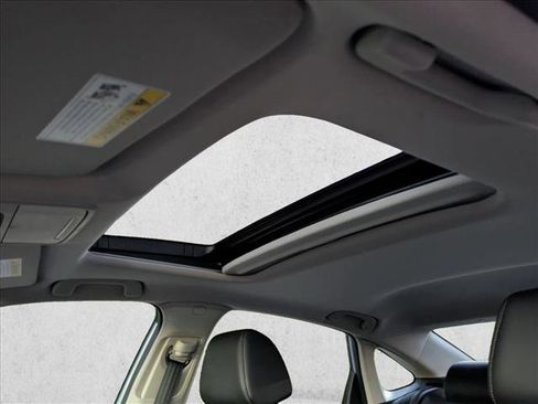 Used 2023 Honda Civic Touring image 16