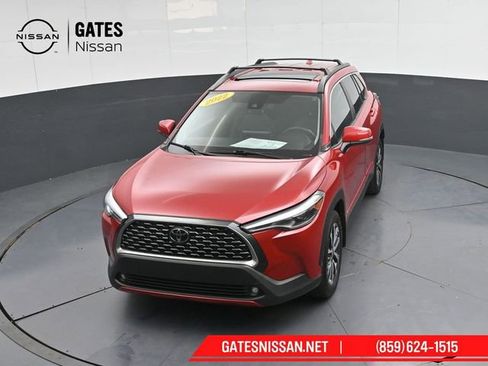 Used 2022 Toyota Corolla Cross XLE w/ Convenience Package image 63