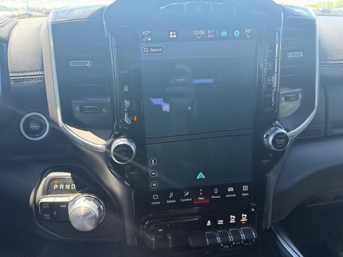 Used 2022 RAM 2500 Laramie AWD/4WD image 8