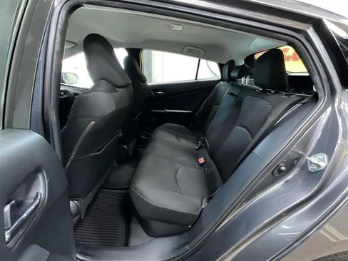 Used 2022 Toyota Prius LE FWD image 22