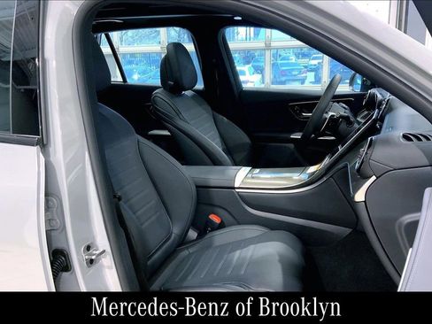 Used 2026 Mercedes-Benz GLC 43 AMG 4MATIC image 10