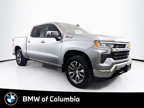 Used 2024 Chevrolet Silverado 1500 LT AWD/4WD image 1