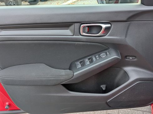 Certified 2022 Honda Civic Sport image 25