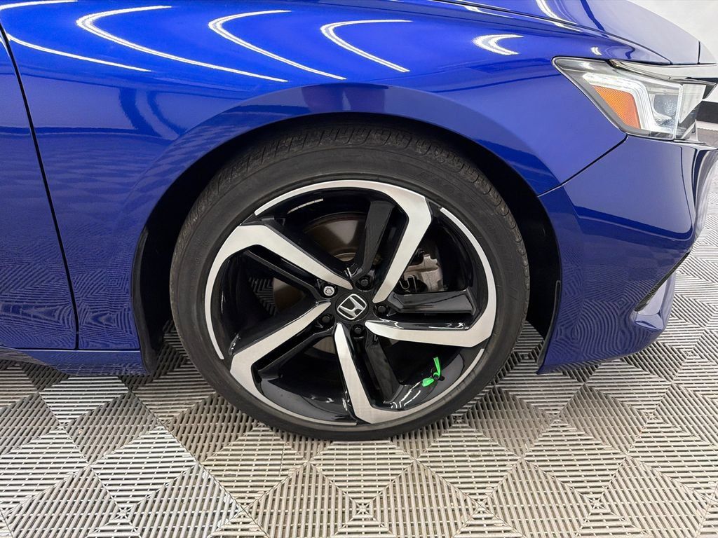 Used 2022 Honda Accord Sport image 13