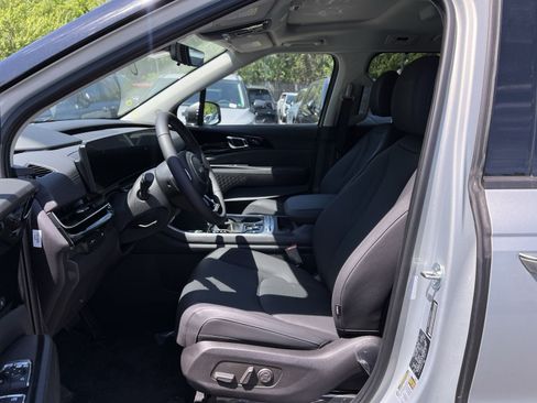 New 2026 Kia Carnival SX Prestige FWD image 25