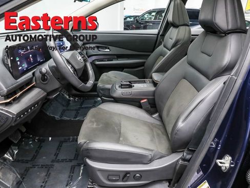 Used 2024 Nissan Ariya FWD image 14