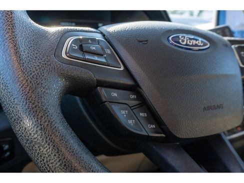 Used 2021 Ford EcoSport SE w/ SE Convenience Package image 28