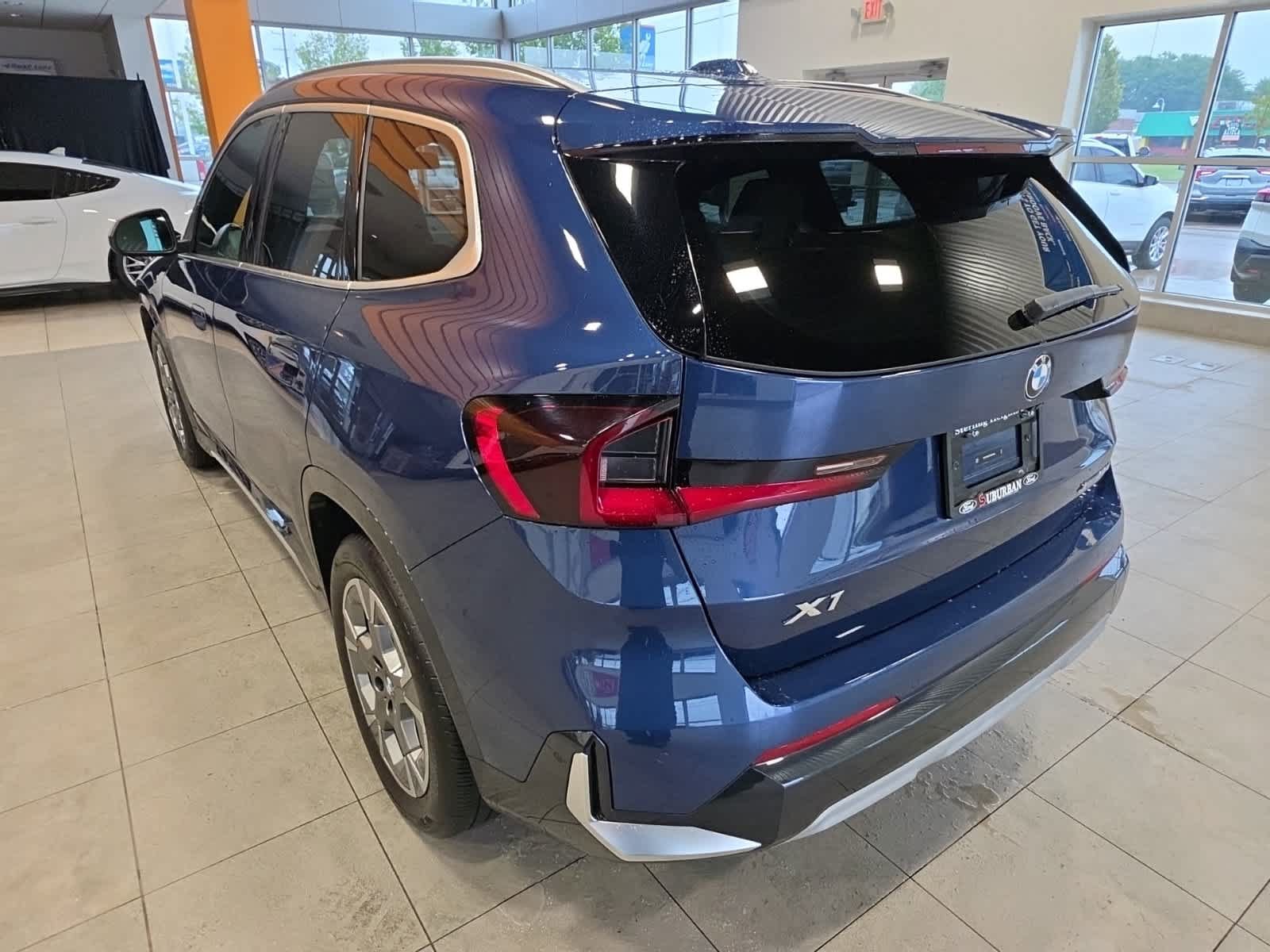 Used 2023 BMW X1 xDrive28i w/ Convenience Package AWD/4WD image 14