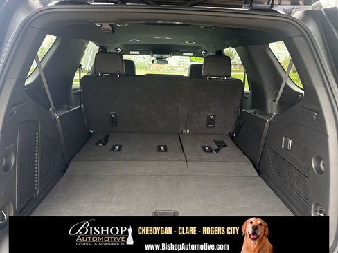 Used 2025 Chevrolet Tahoe Z71 AWD/4WD image 7