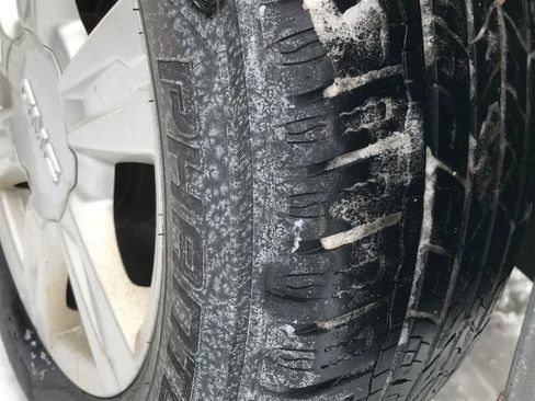 Used 2014 GMC Terrain SLE image 12