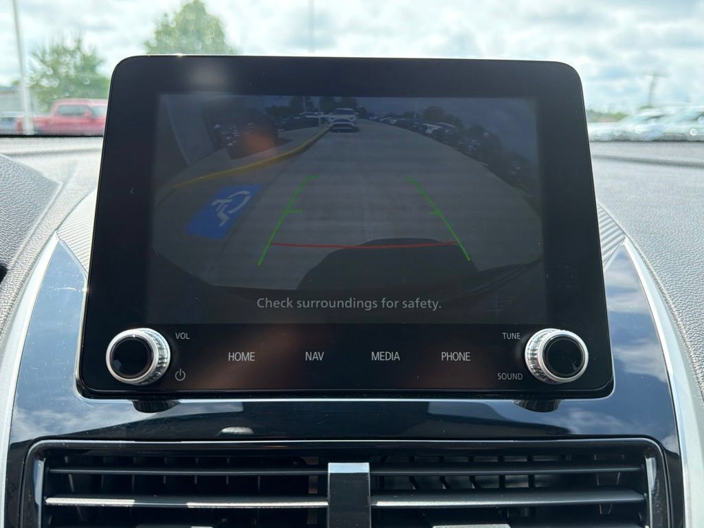 Used 2024 Mitsubishi Eclipse Cross AWD image 18
