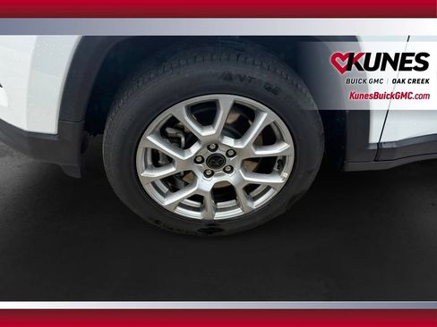 Used 2025 Jeep Compass Limited AWD/4WD image 13