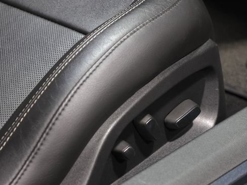 Used 2014 Chevrolet Corvette Stingray Coupe w/ 2LT Preferred Equipment Group image 54