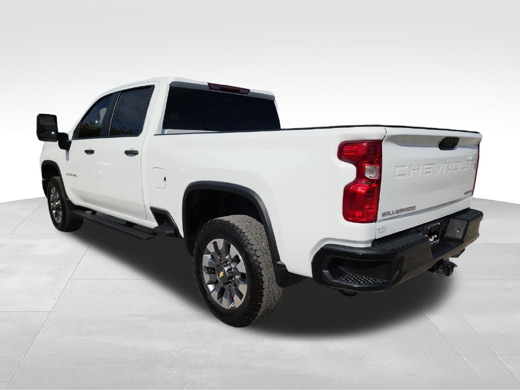 Used 2026 Chevrolet Silverado 2500 Custom w/ Custom Convenience Package AWD/4WD image 5