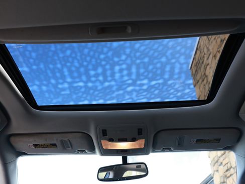 Used 2016 Lexus IS 200t image 27