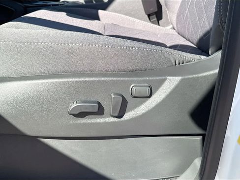 New 2026 Nissan Frontier SV w/ All-Weather Content Package image 18