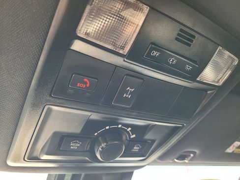 Used 2023 Toyota Tacoma TRD Off-Road w/ Technology Package image 19