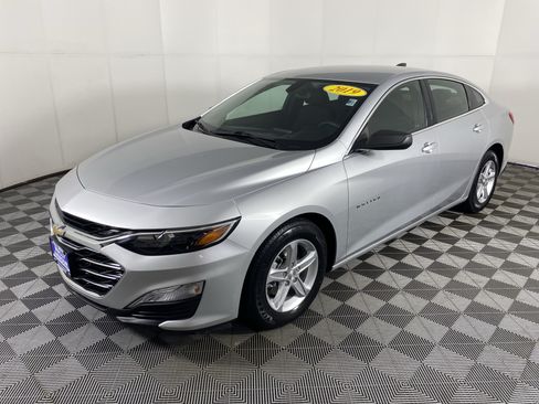 Used 2019 Chevrolet Malibu LS FWD image 9