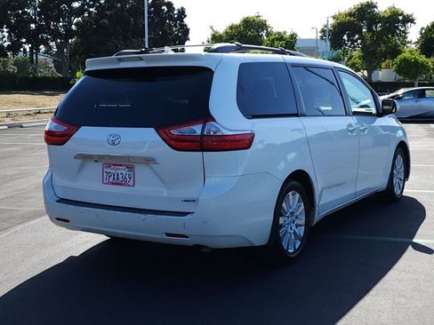 Used 2015 Toyota Sienna Limited FWD image 5