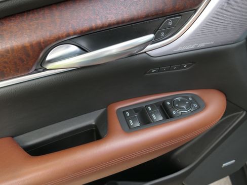 Used 2023 Cadillac XT5 Premium Luxury FWD image 14