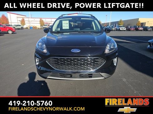 Used 2022 Ford Escape SEL w/ Technology Package image 2