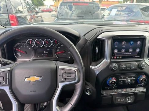 Used 2021 Chevrolet Silverado 1500 LT RWD image 12