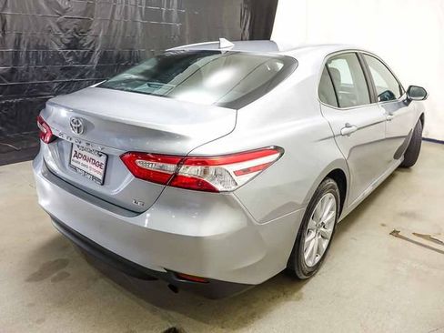 Used 2020 Toyota Camry LE w/ Convenience Package FWD image 7