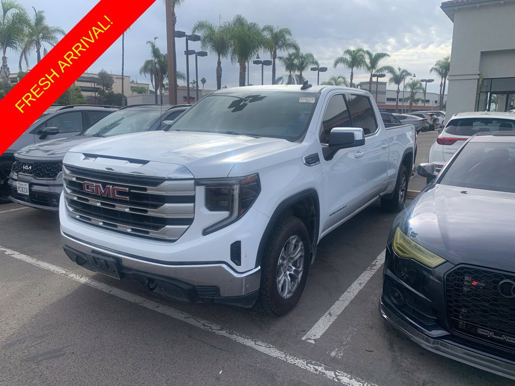 Used 2023 GMC Sierra 1500 SLE AWD/4WD image 1