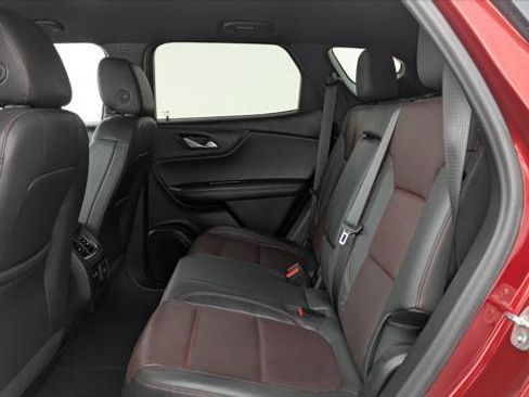 Used 2025 Chevrolet Blazer RS FWD image 17