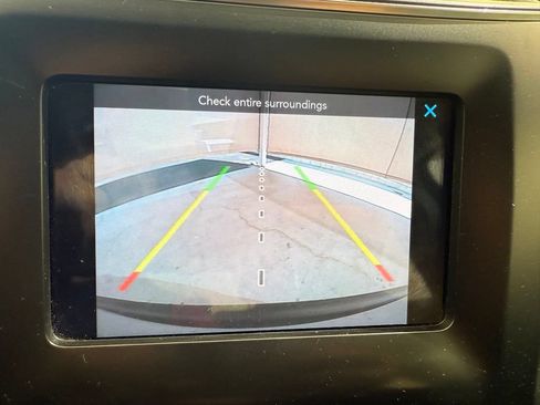 Used 2020 Jeep Cherokee Latitude FWD image 26