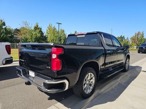 Used 2019 Chevrolet Silverado 1500 LTZ w/ LTZ Premium Package AWD/4WD image 5