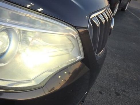 Used 2015 Buick Enclave Leather image 19