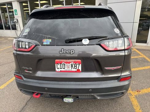 Used 2020 Jeep Cherokee Trailhawk image 6