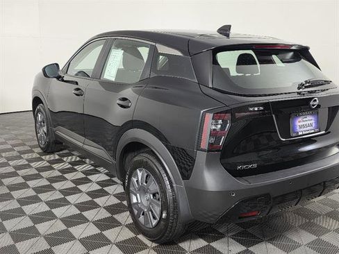 Used 2025 Nissan Kicks S FWD image 6