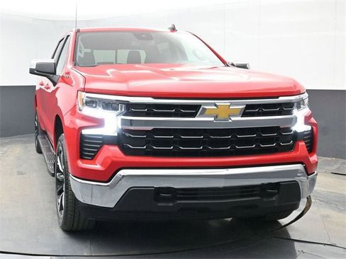 New 2026 Chevrolet Silverado 1500 LT w/ Leather Package image 3