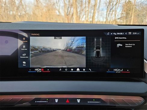 Used 2025 BMW X3 xDrive30i w/ Convenience Package image 16