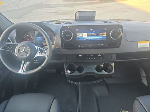 New 2026 Mercedes-Benz Sprinter 2500 image 12