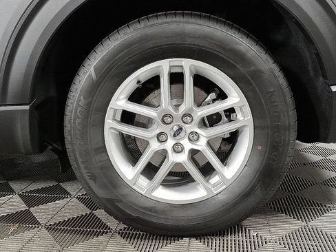 Used 2026 Ford Explorer Active w/ Active Comfort Package RWD image 8