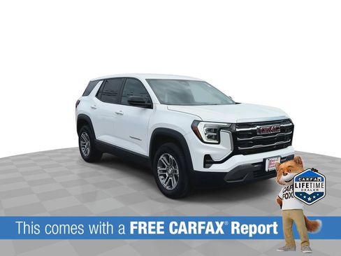 Used 2026 GMC Terrain Elevation FWD image 2
