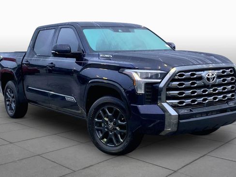 Used 2025 Toyota Tundra Platinum AWD/4WD image 3