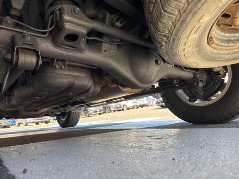 Used 2018 Toyota 4Runner SR5 AWD/4WD image 53