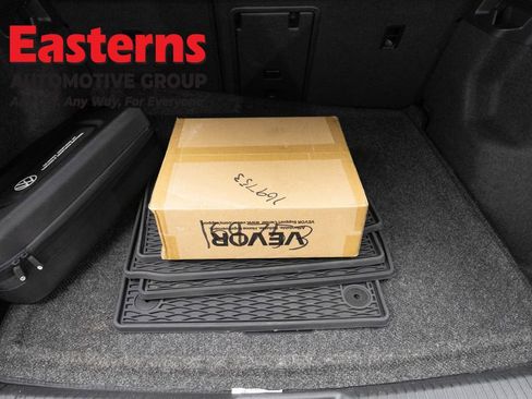 Used 2021 Volkswagen ID.4 Pro S w/ ID.4 Protection Package RWD image 9
