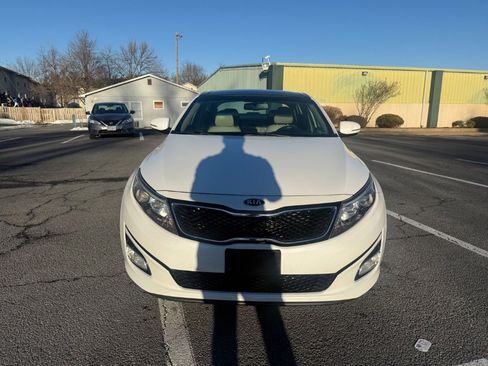 Used 2015 Kia Optima EX w/ EX Premium Package image 2