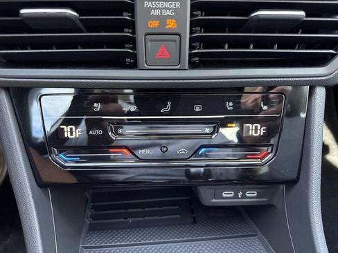 New 2026 Volkswagen Jetta SEL FWD image 19