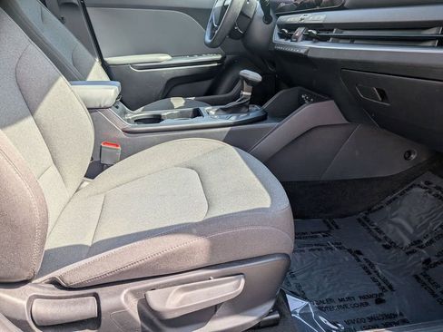 Used 2025 Kia K4 LXS image 30