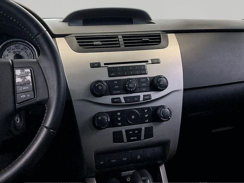 Used 2008 Ford Focus SE FWD image 11