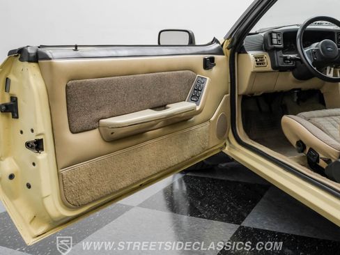 Used 1989 Ford Mustang LX image 40