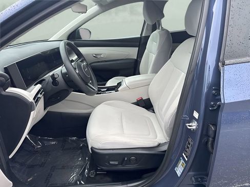 Used 2025 Hyundai Tucson SEL FWD image 9