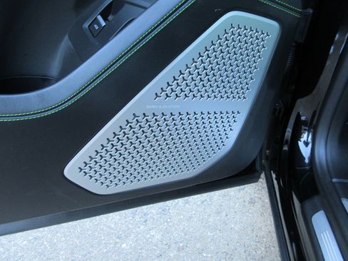 Used 2022 Lamborghini Urus image 78